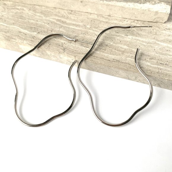Anthropologie Silver Wavy Hoop Earrings - Picture 6 of 7